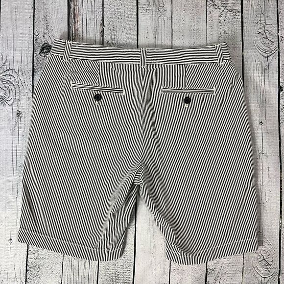 ANN TAYLOR LOFT Bermuda Length Shorts - Picture 2 of 5